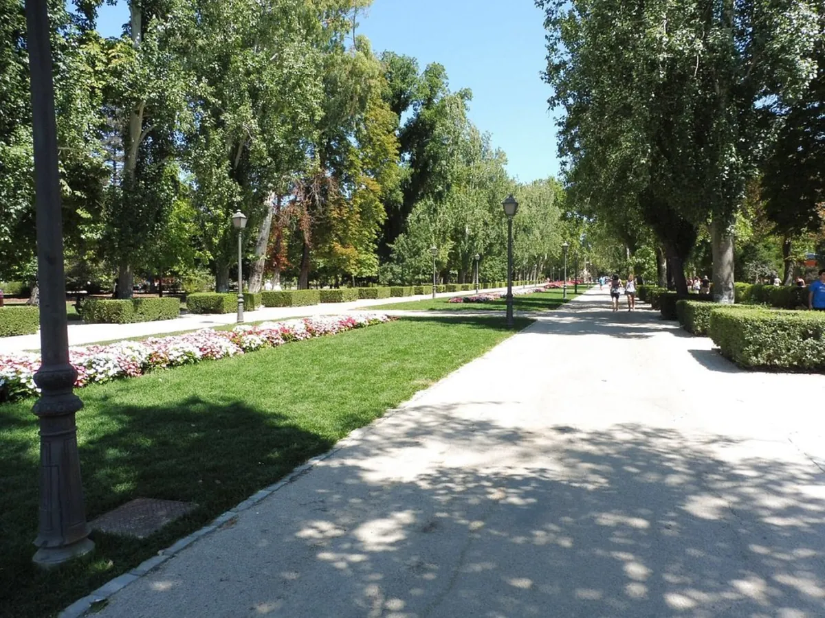 丽池公园 - Madrid