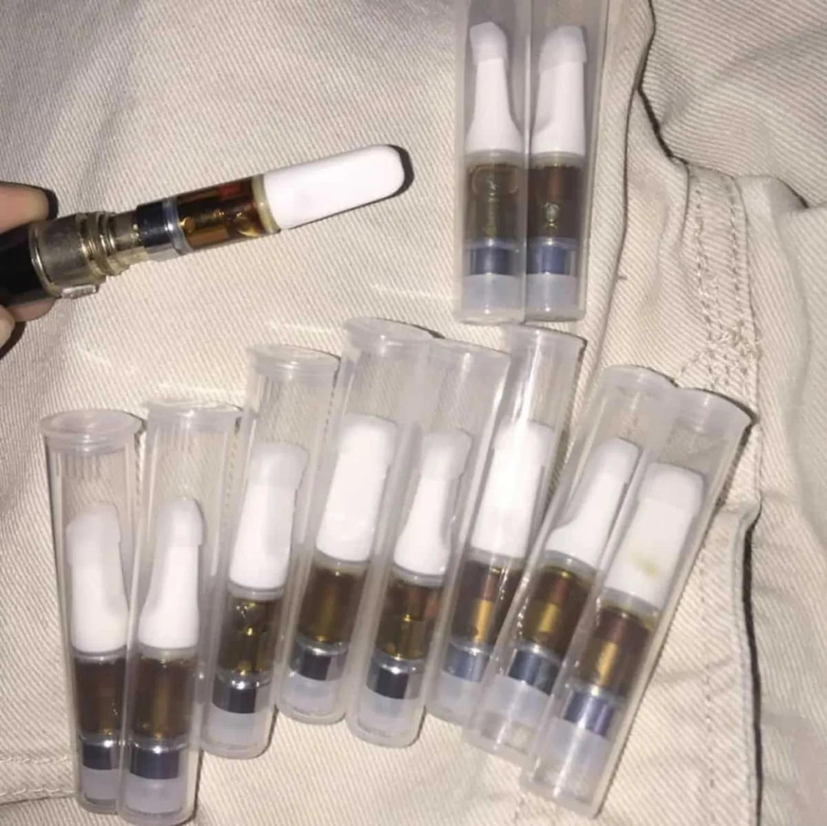电子烟在我附近有货。