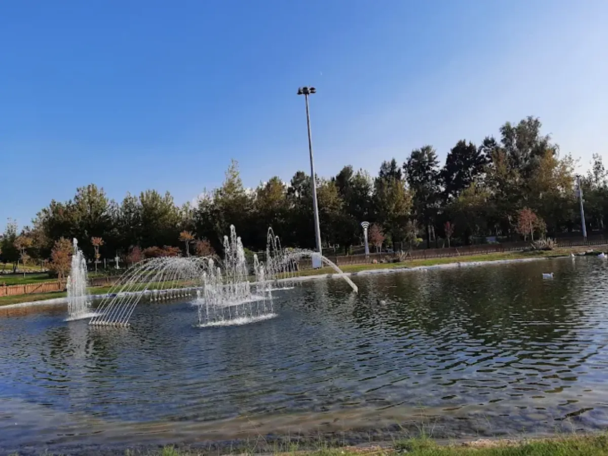 Aşık Veysel 休闲区 – 狗友好型公园（博尔诺瓦） - İzmir