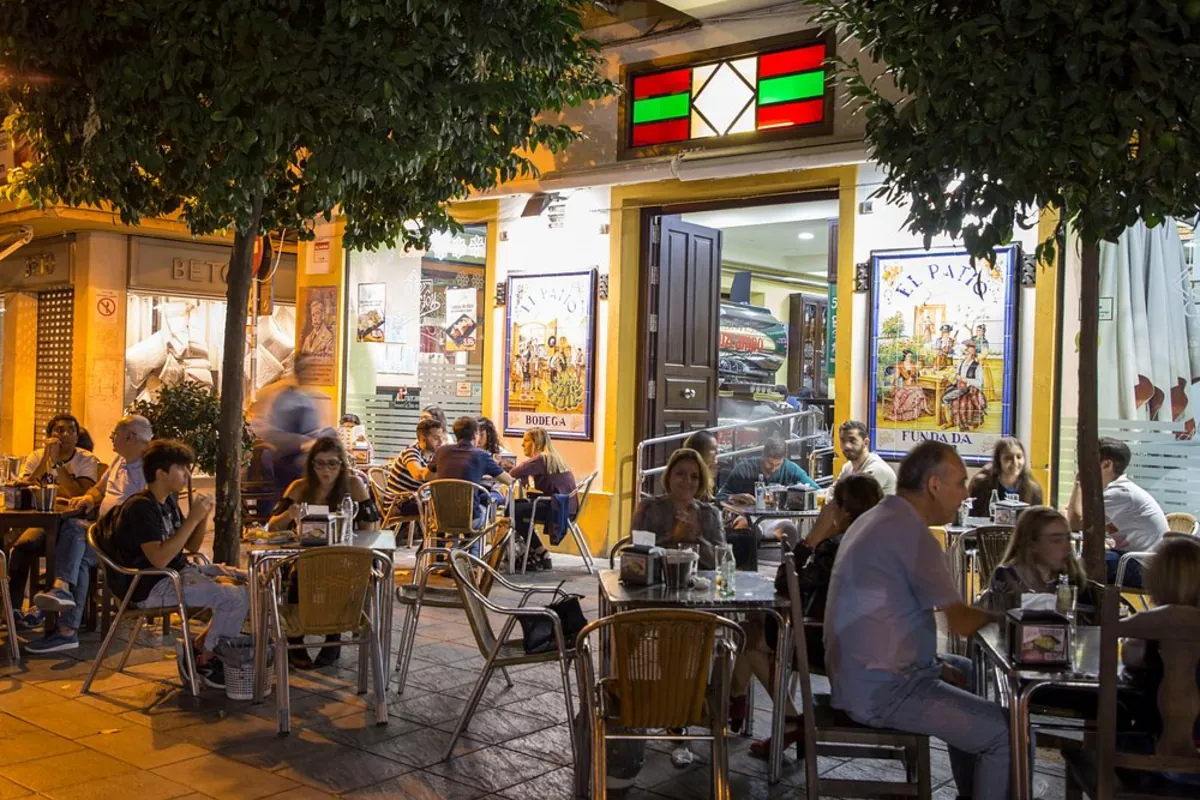 Cour de San Eloy Triana - Seville