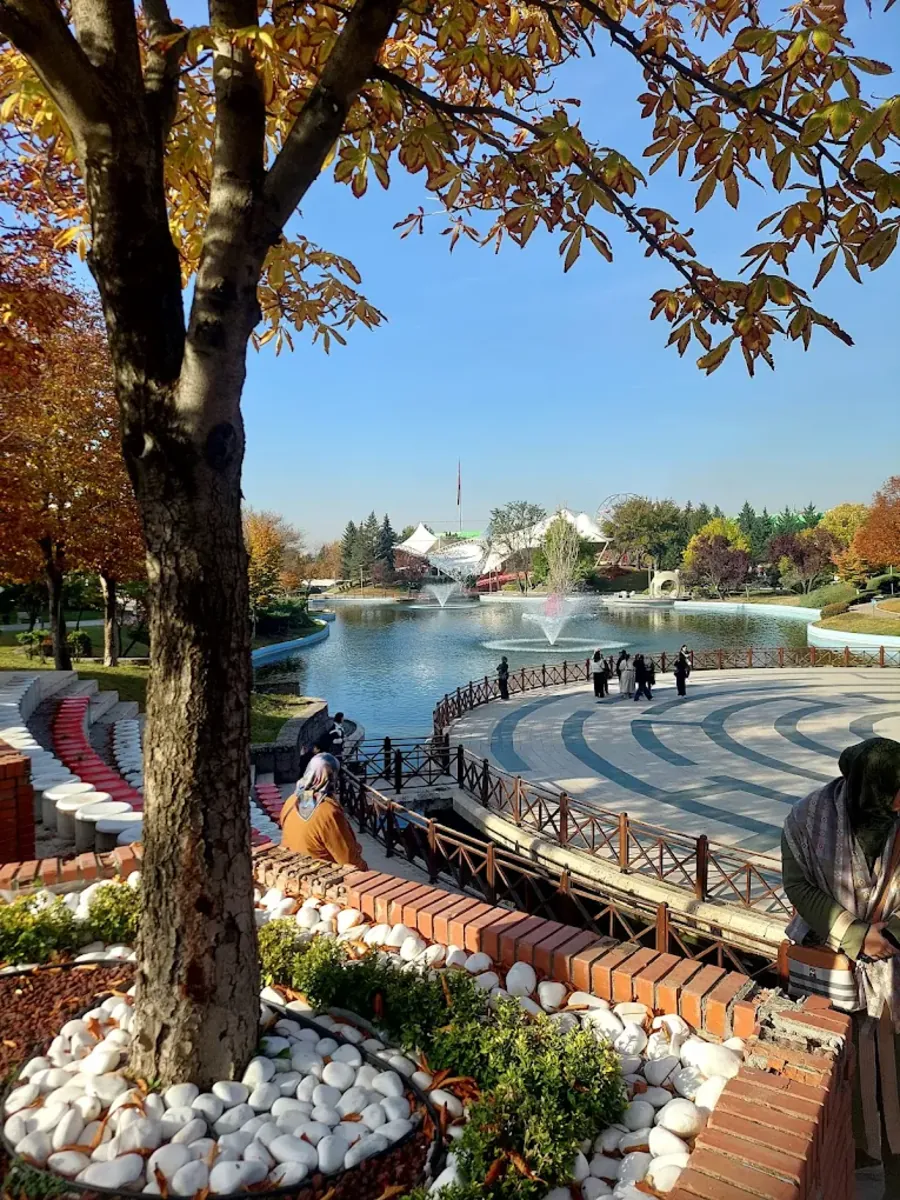 Altınpark (Animaux acceptés) – Aydınlıkevler - Ankara