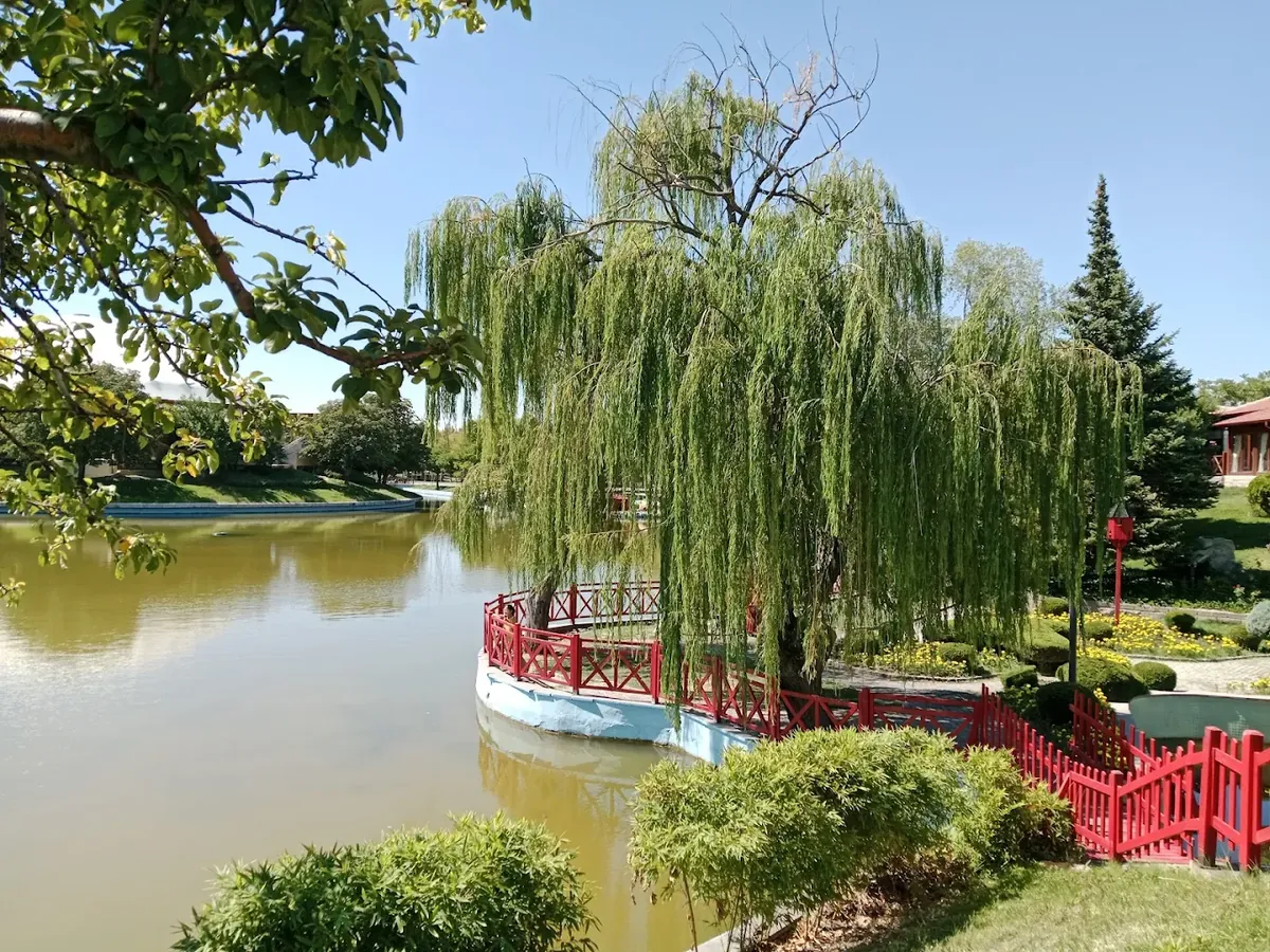 Altınpark (Animaux acceptés) – Aydınlıkevler - Ankara