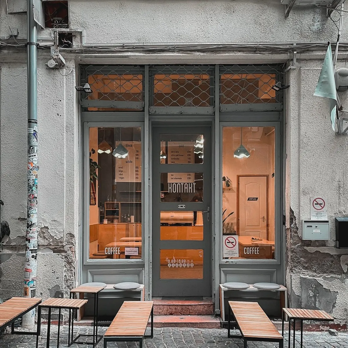 Contact Café - Budapest