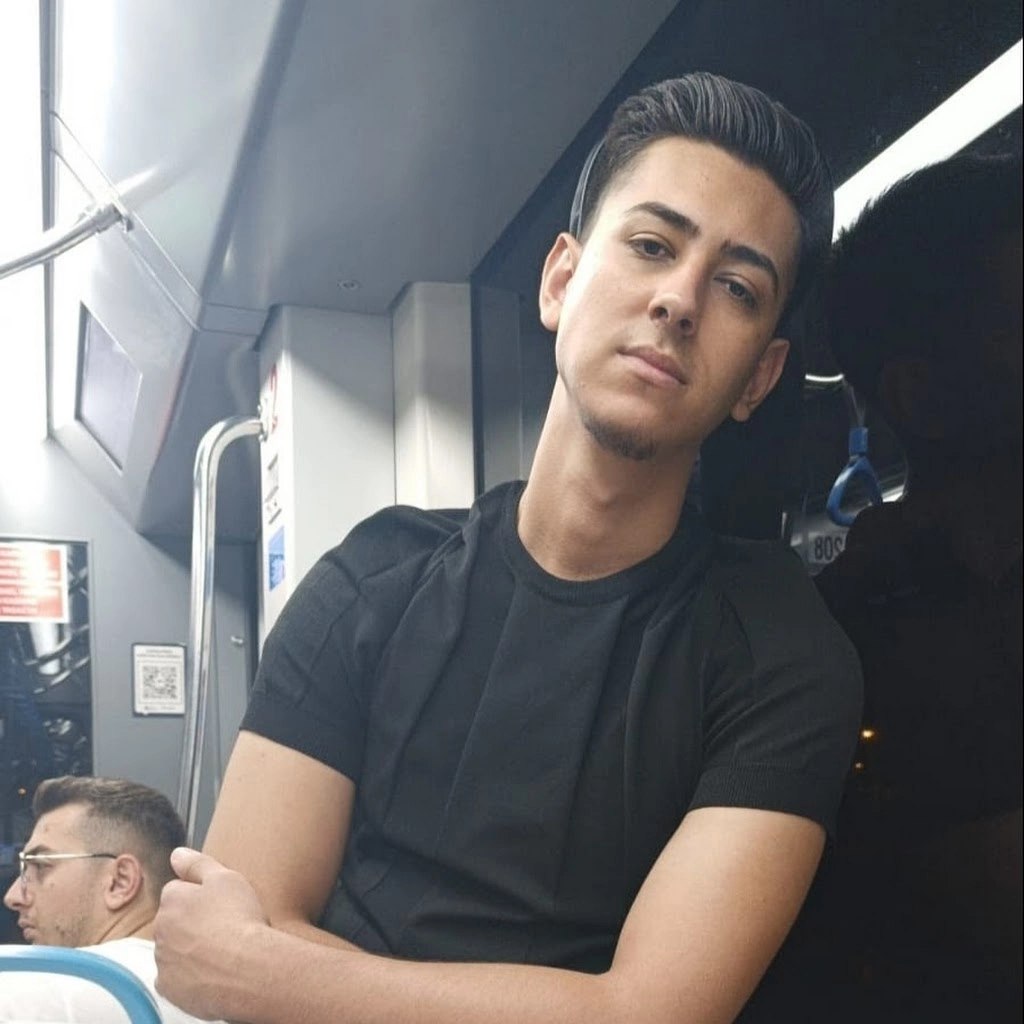 Akif